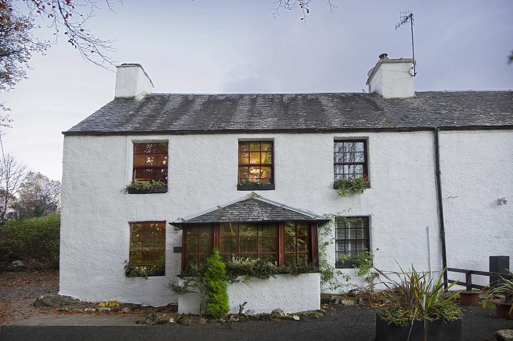The Falls Of Dochart Inn Killin Eksteriør bilde